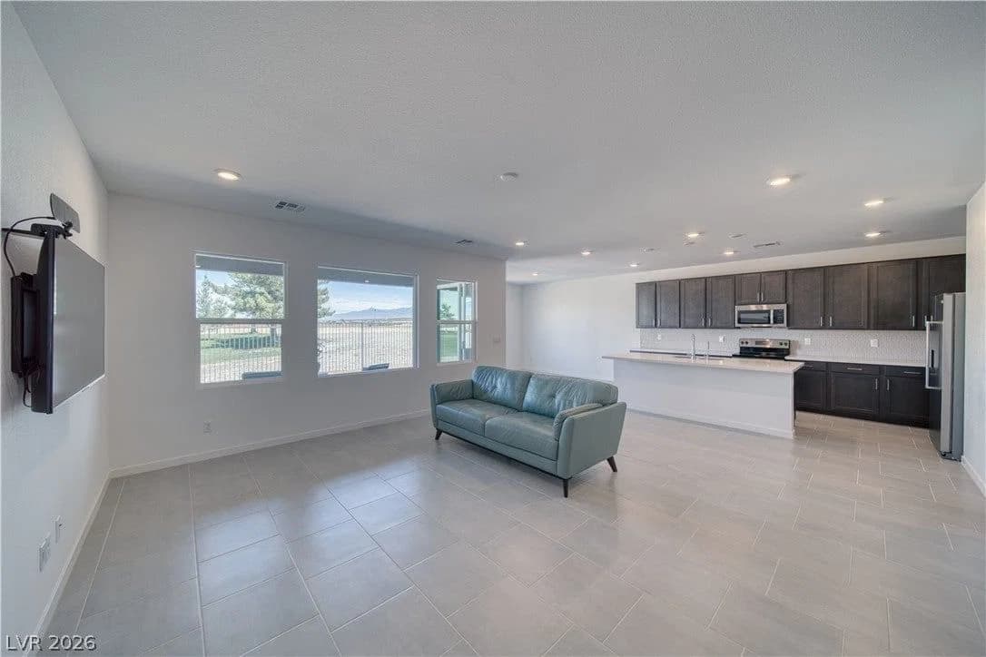 4164 Cactus Canyon Drive photo 4