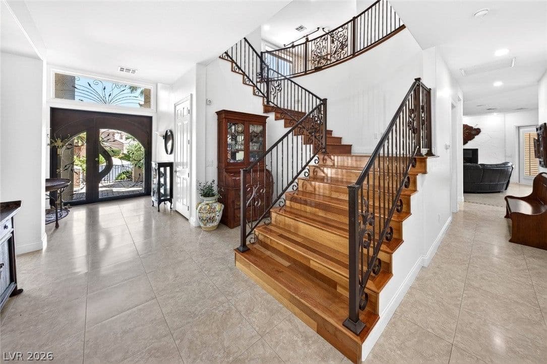 2033 Winter Wind Street photo 4