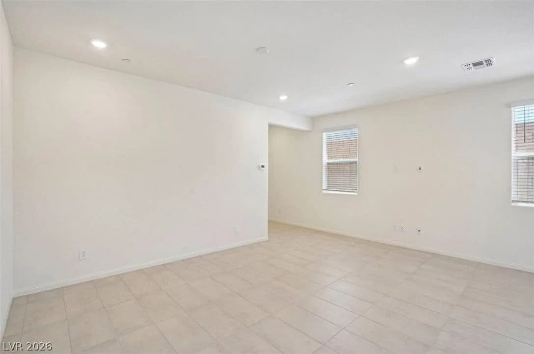 652 Tranquil Bay Court photo 5