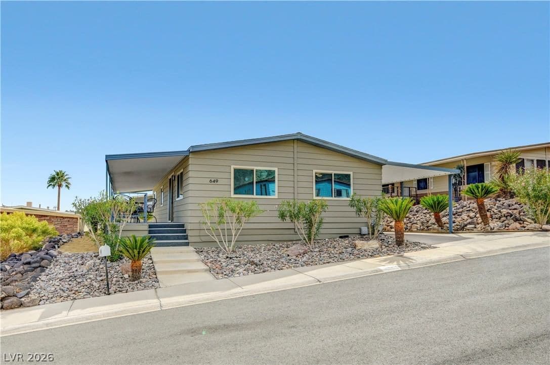 649 Mount Bona Way
