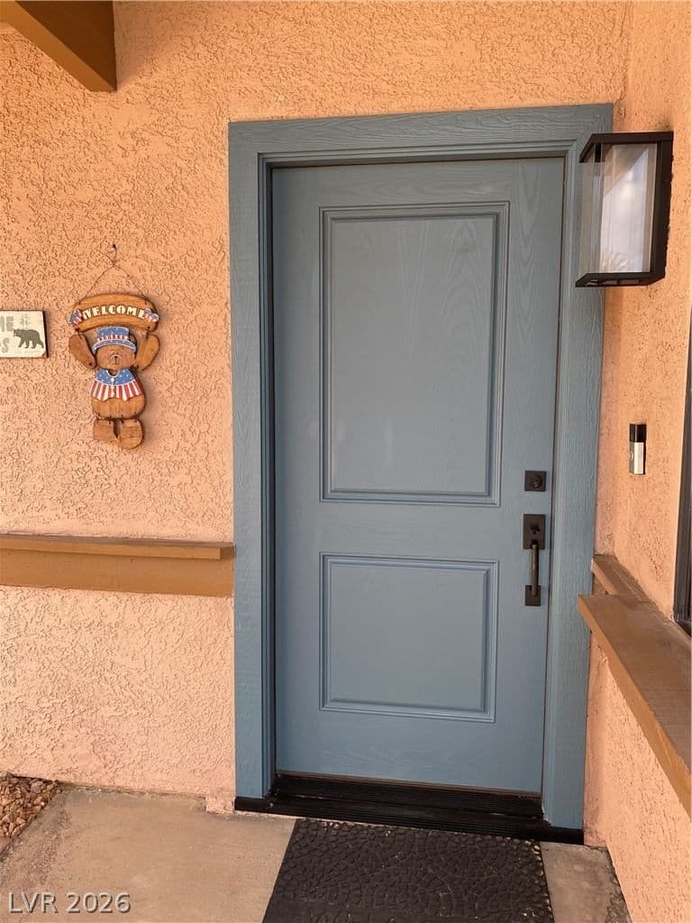 1834 Alicant Way photo 3