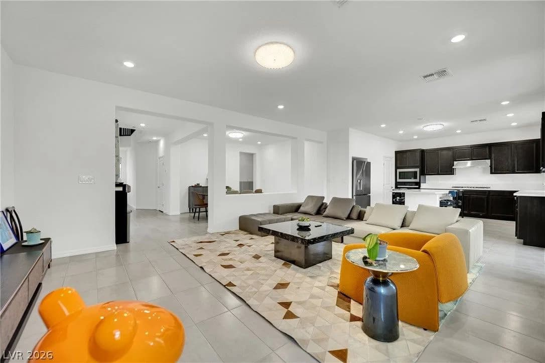 7710 Weekes Court photo 5