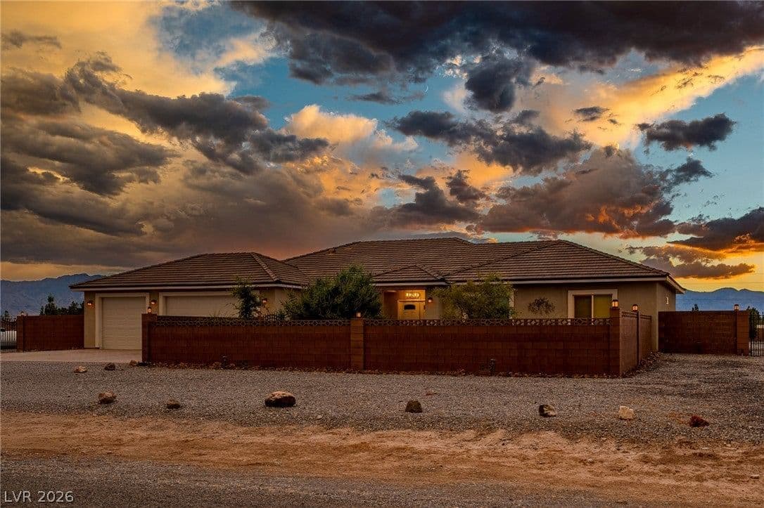 3660 Rebel Avenue photo 3