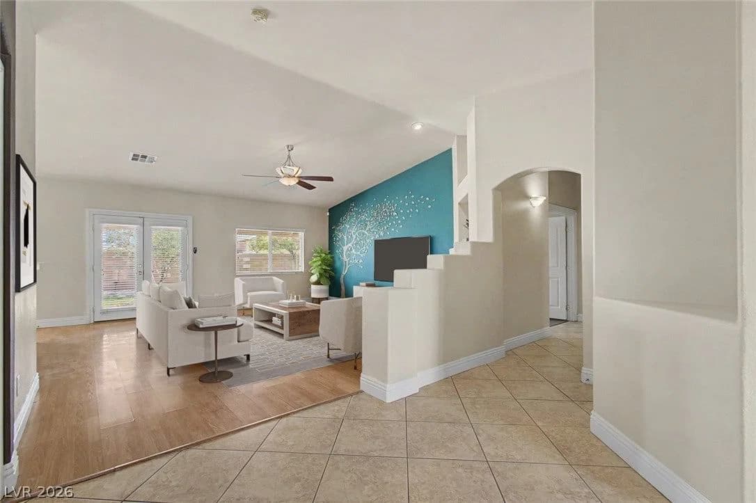 3421 Amish Avenue photo 3