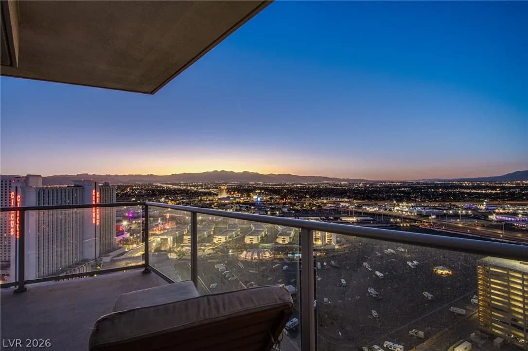 2700 Las Vegas Boulevard photo 5