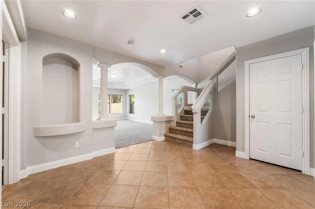10993 Ladyburn Court photo 5