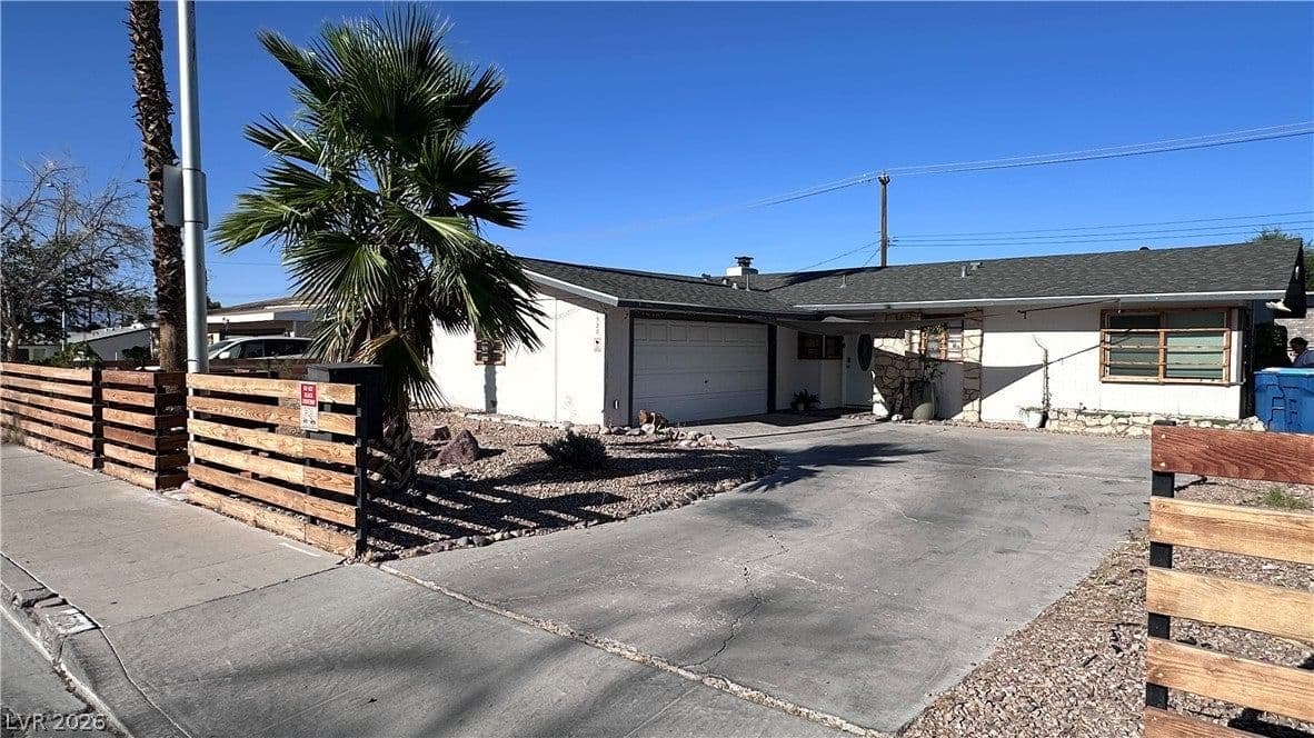 1528 Saylor Way