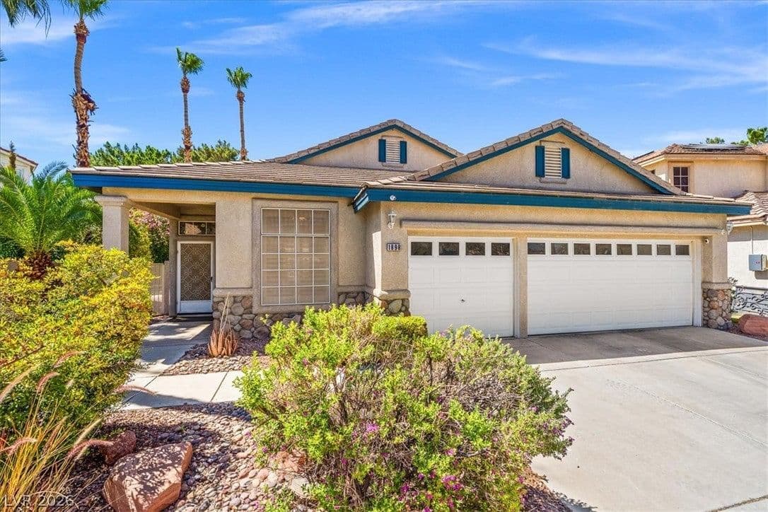 1898 Desert Forest Way photo 3
