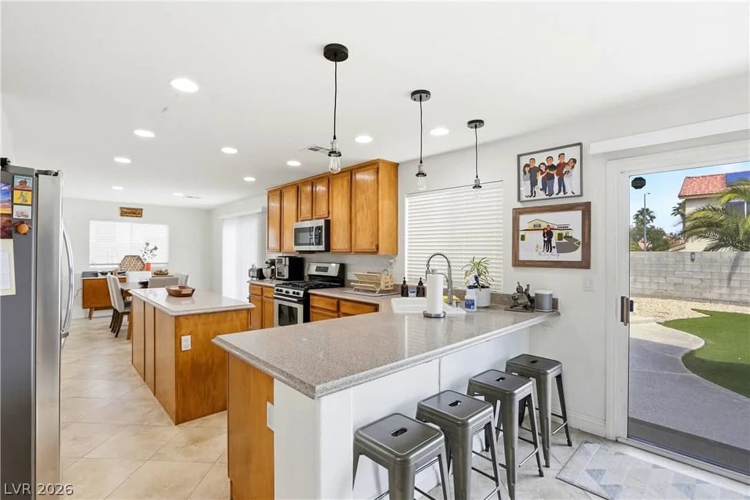 6316 Coyote Valley Court photo 2
