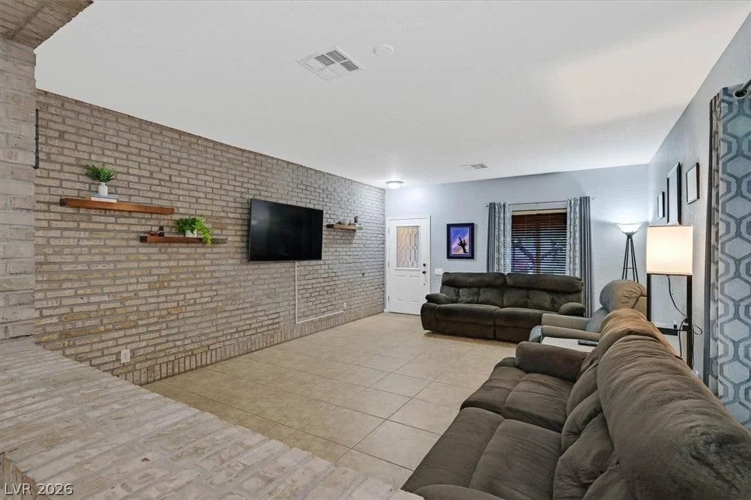 259 Dominican Avenue photo 3
