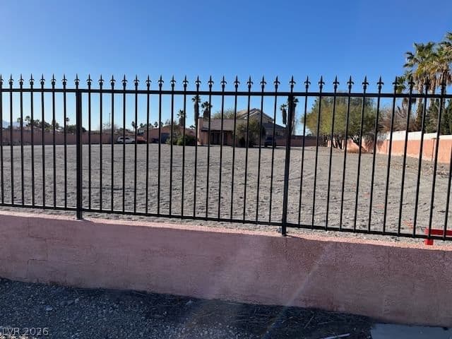 6265 Russell Road photo 2