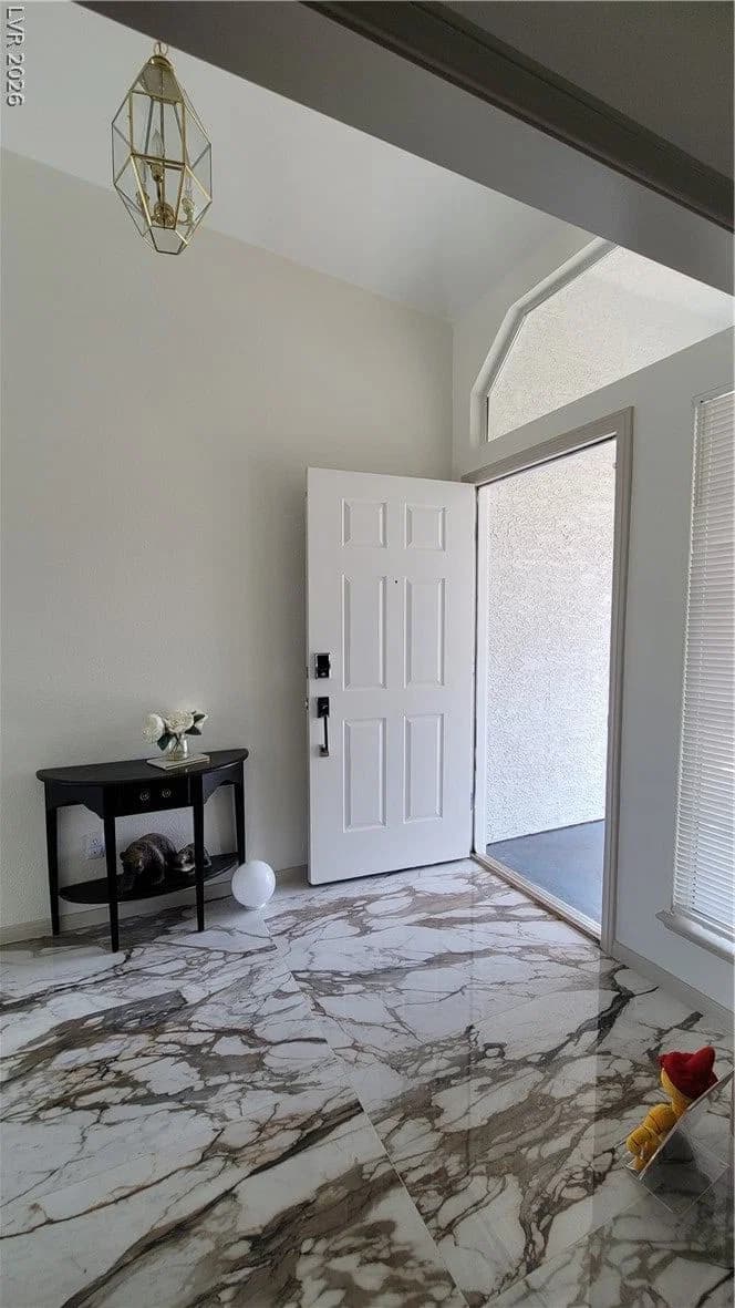 336 Oak Canyon Drive photo 3