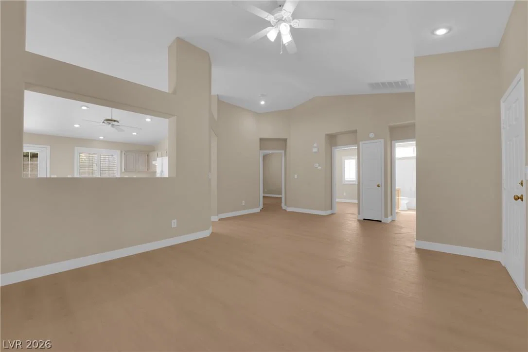 931 Horsethief Ranch Avenue photo 4