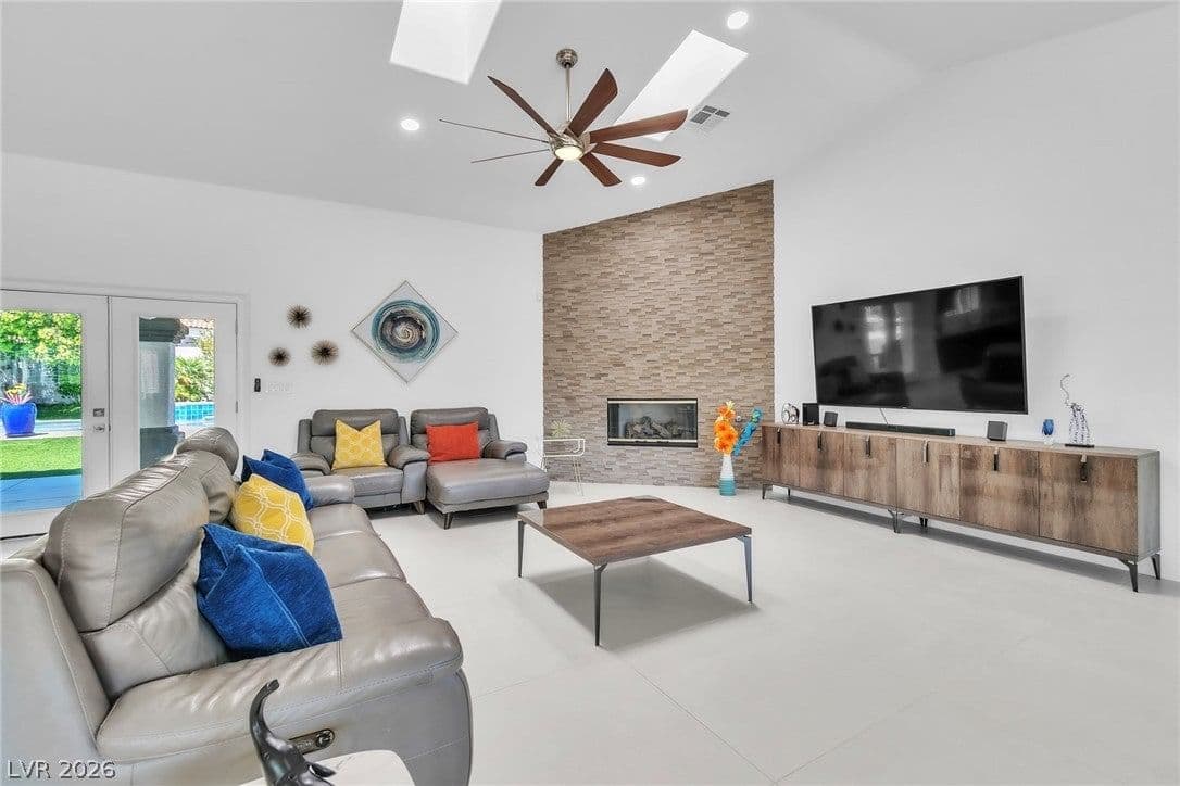 8460 Ann Road photo 5