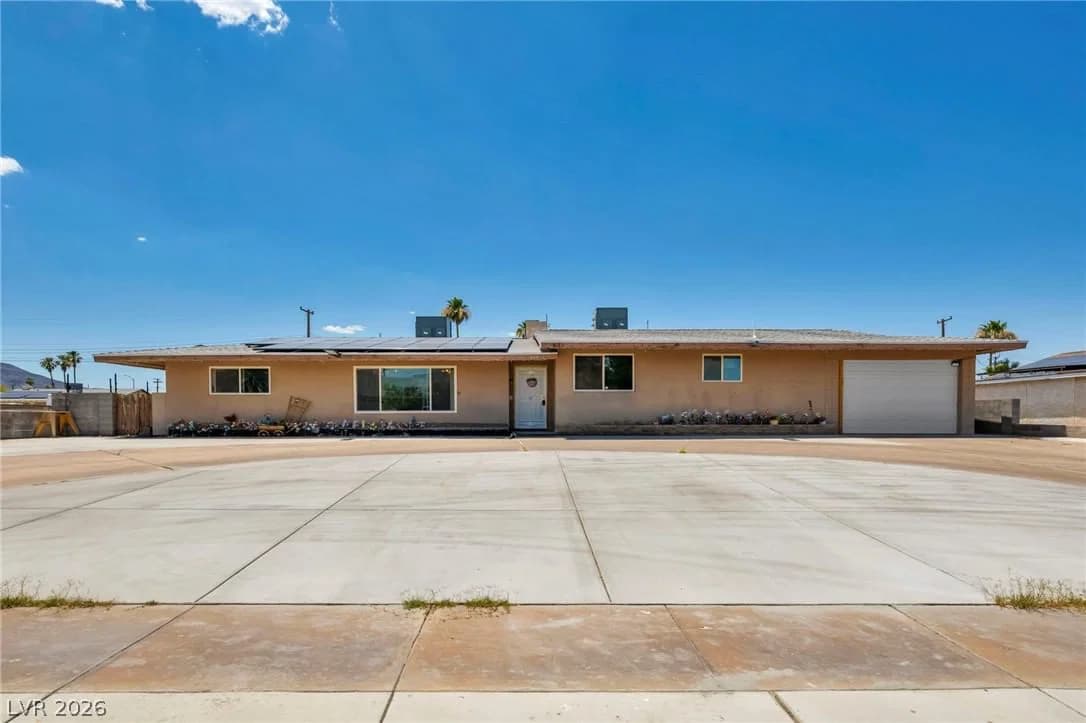839 Park Lane photo 2