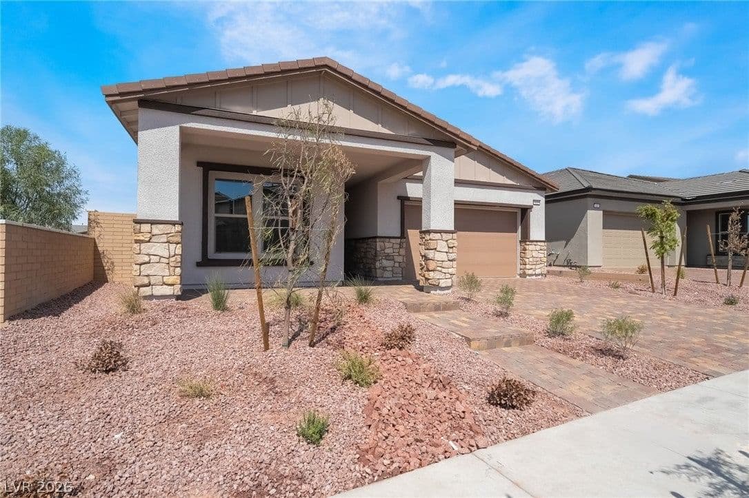 660 Ambridge Drive photo 4