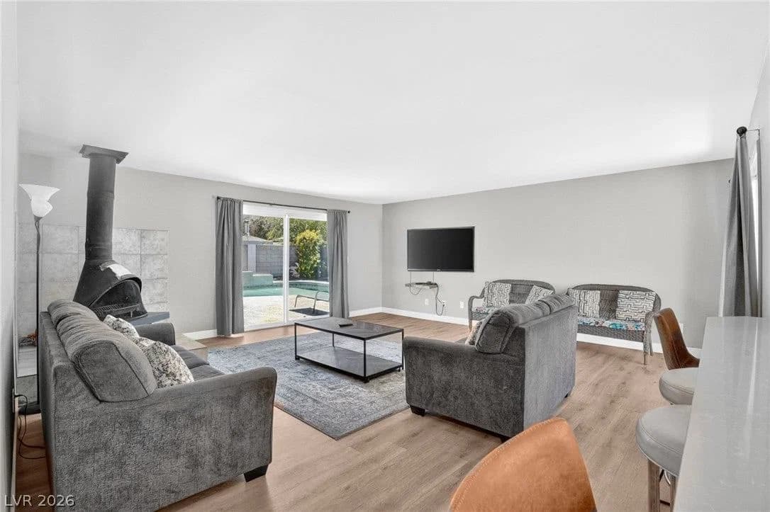 4401 Parkchester Circle photo 5