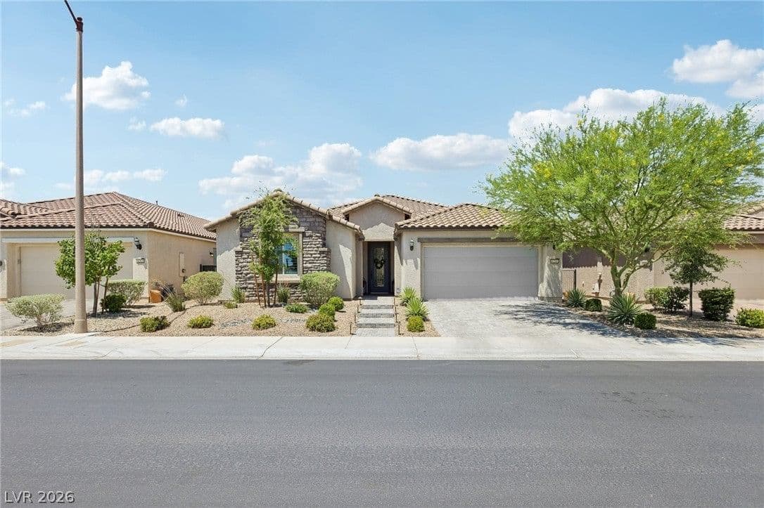 8269 Skye Gorge Street photo 2