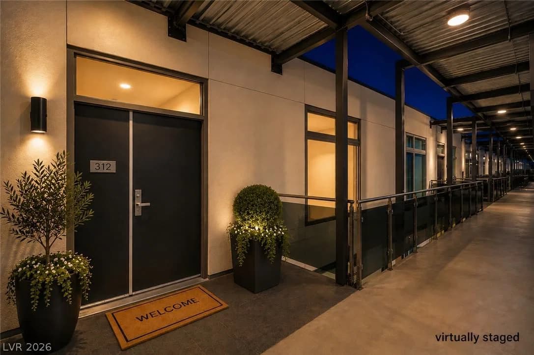 8925 Flamingo Road photo 2