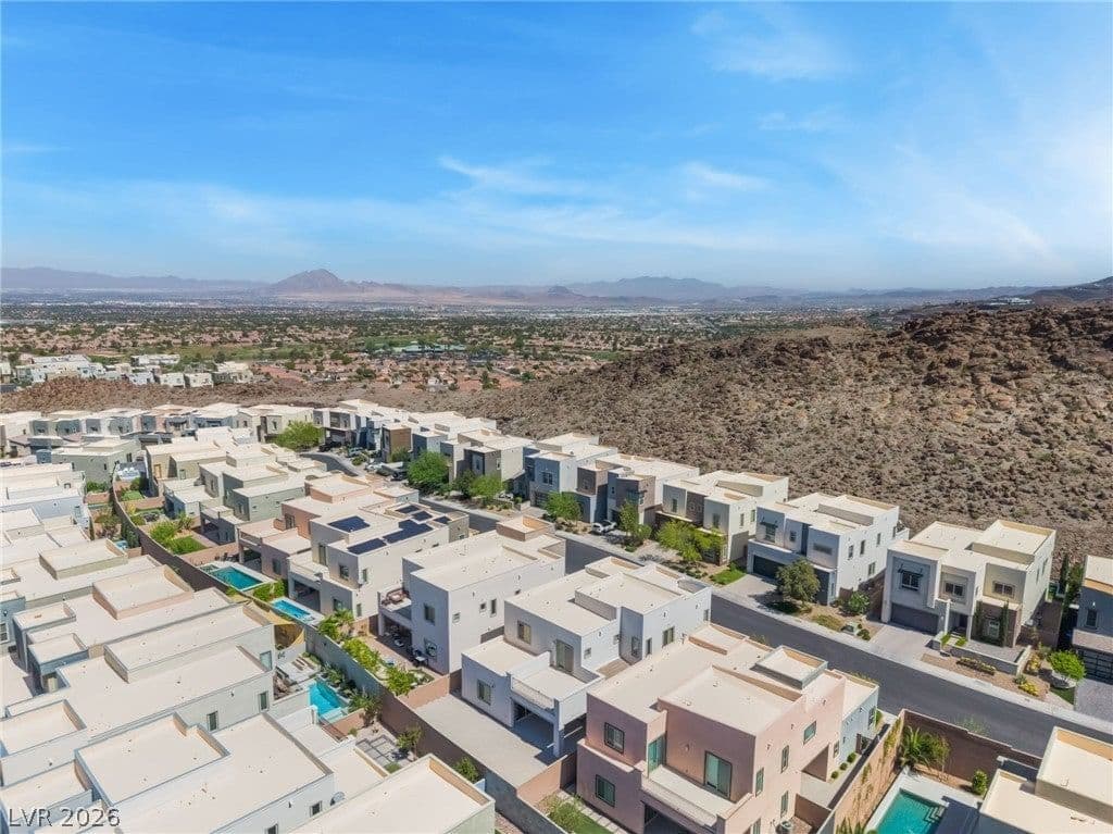 813 Horizon Canyon Drive photo 3