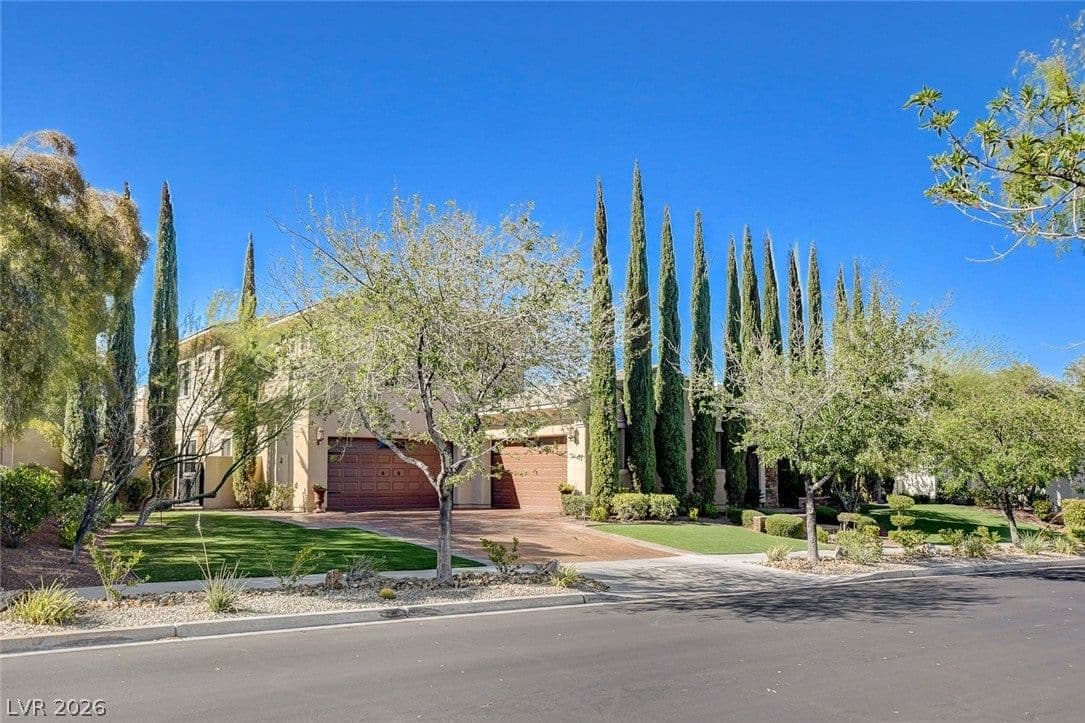 10140 Stony Ridge Drive photo 2