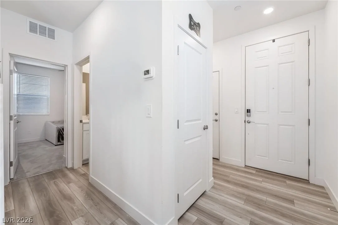670 Tranquil Bay Court photo 5