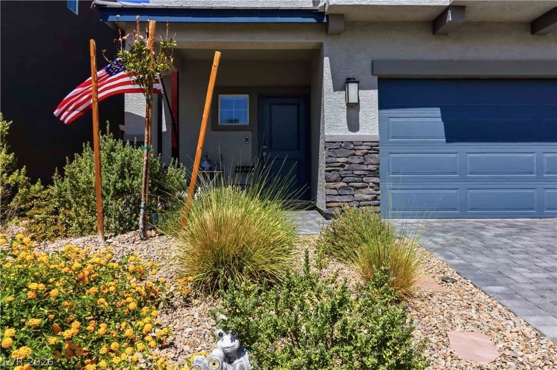 4285 Sago Lily Street photo 5