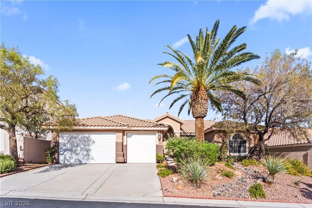 3894 Tropical Vine Street