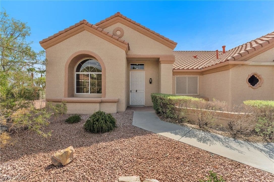 3108 Endeavor Court photo 4