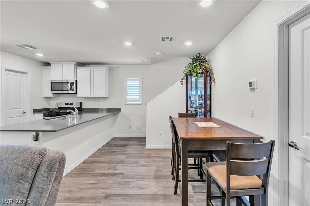 6183 Pink Cosmos Avenue photo 3