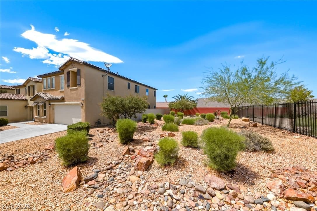 2704 Kona Crest Avenue photo 3