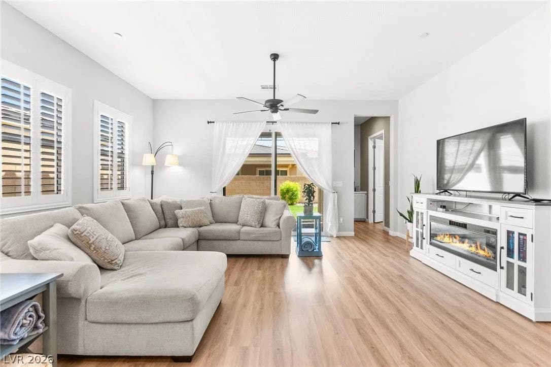 10149 Misty Step Avenue photo 4