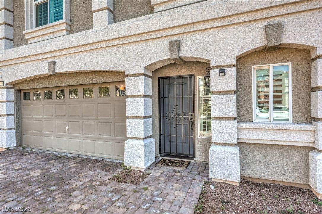7266 Gypsy Canyon Court photo 3