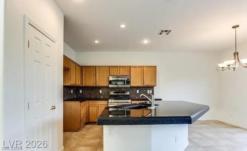 8244 Belmont Valley Street photo 3