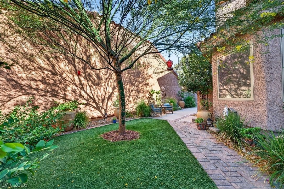 7725 Spanish Bay Drive photo 3