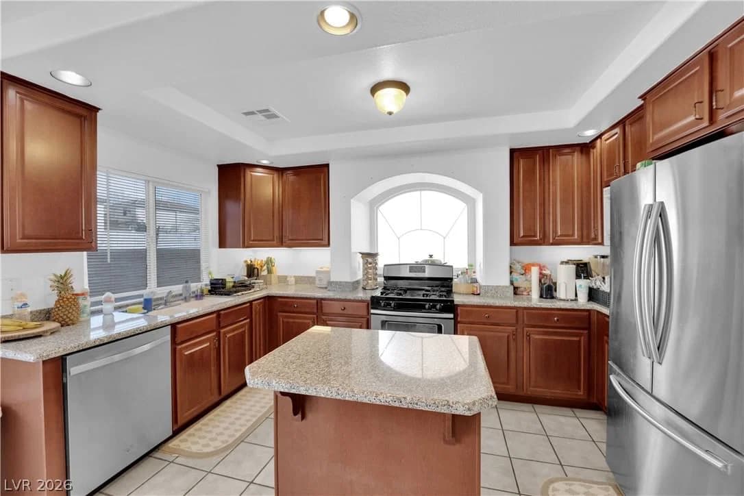 10568 Salmon Leap Street photo 4