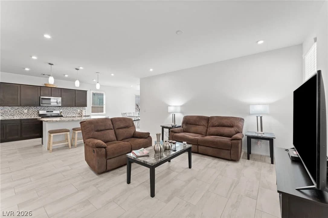 9190 Lynea Court photo 5