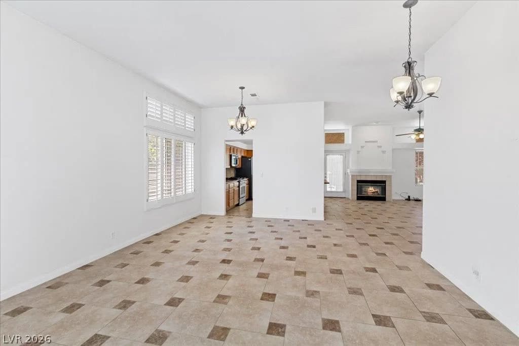 1413 Sun Copper Drive photo 5