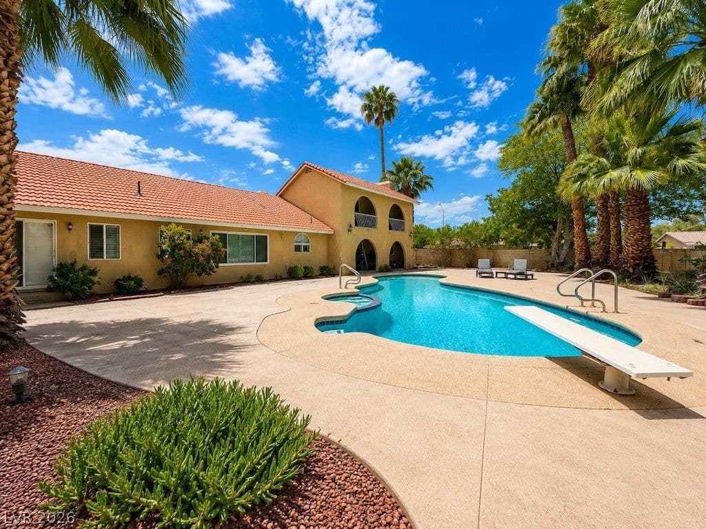 3010 Viking Road photo 4