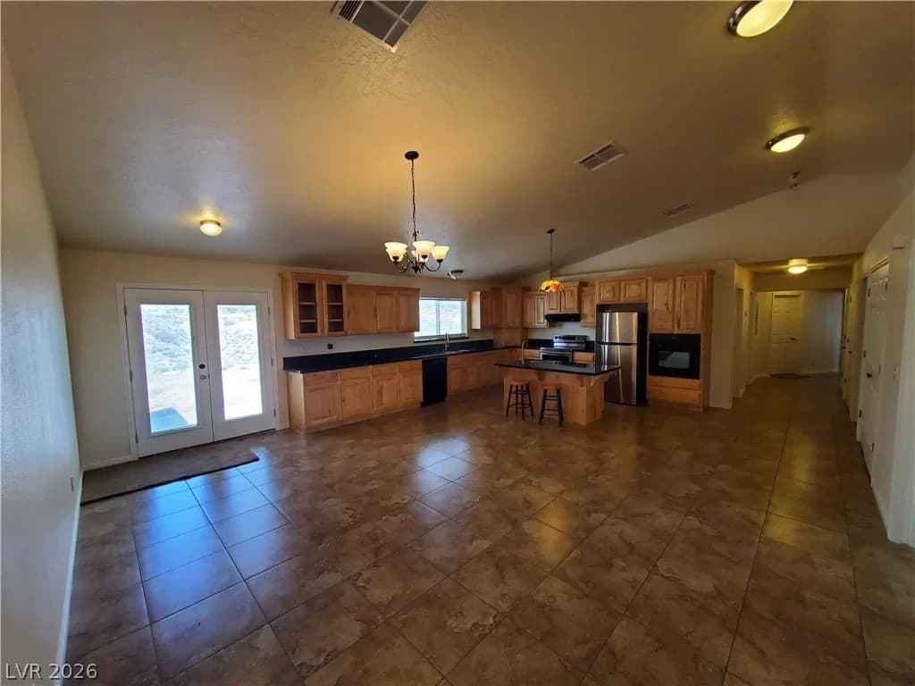 5272 Truman Lane photo 2