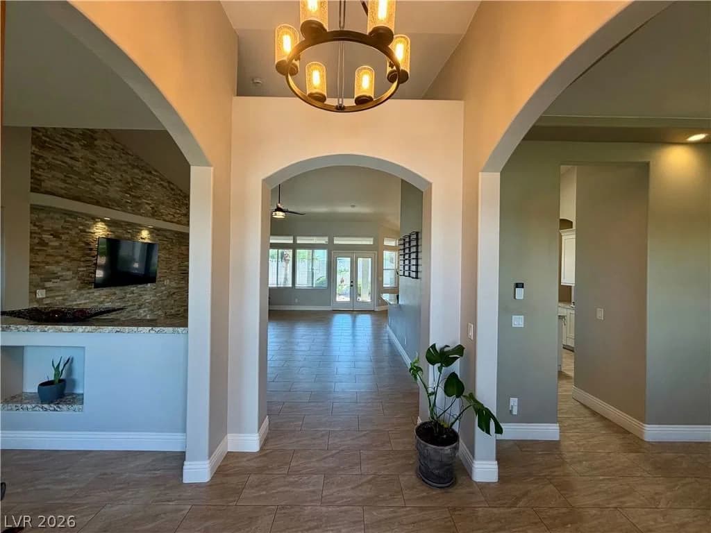 8595 Bella Vacio Court photo 5