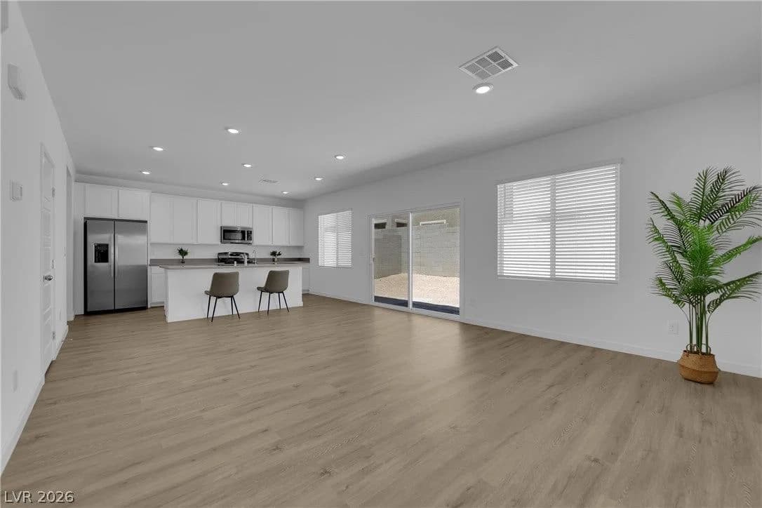 8326 Hayden Hills Avenue photo 4