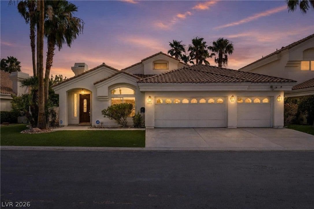 2933 Harbor Cove Drive photo 2