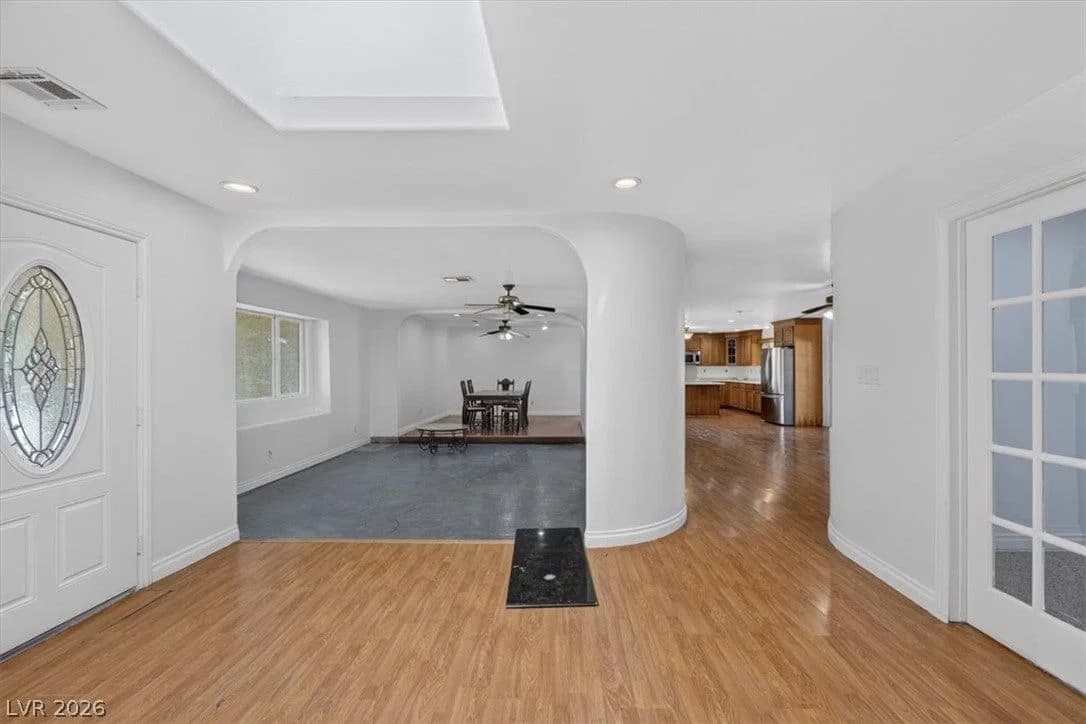 90 Levi Avenue photo 5