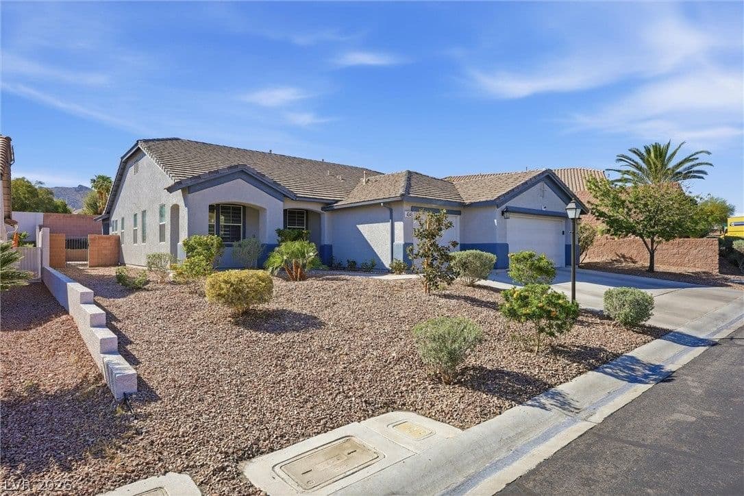 4045 Laurel Flat Court photo 2