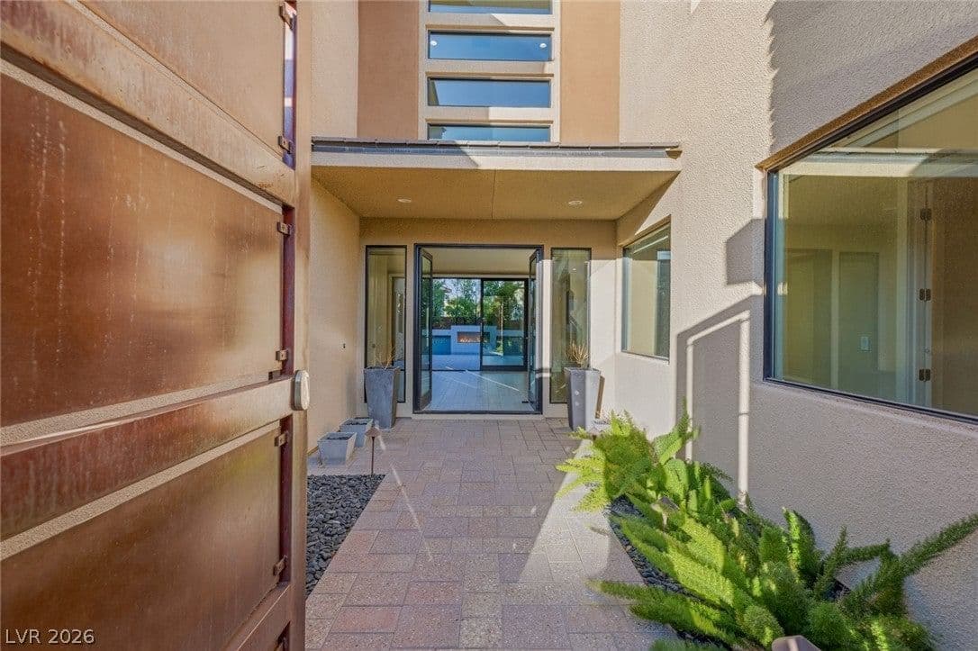 64 Grey Feather Drive photo 2