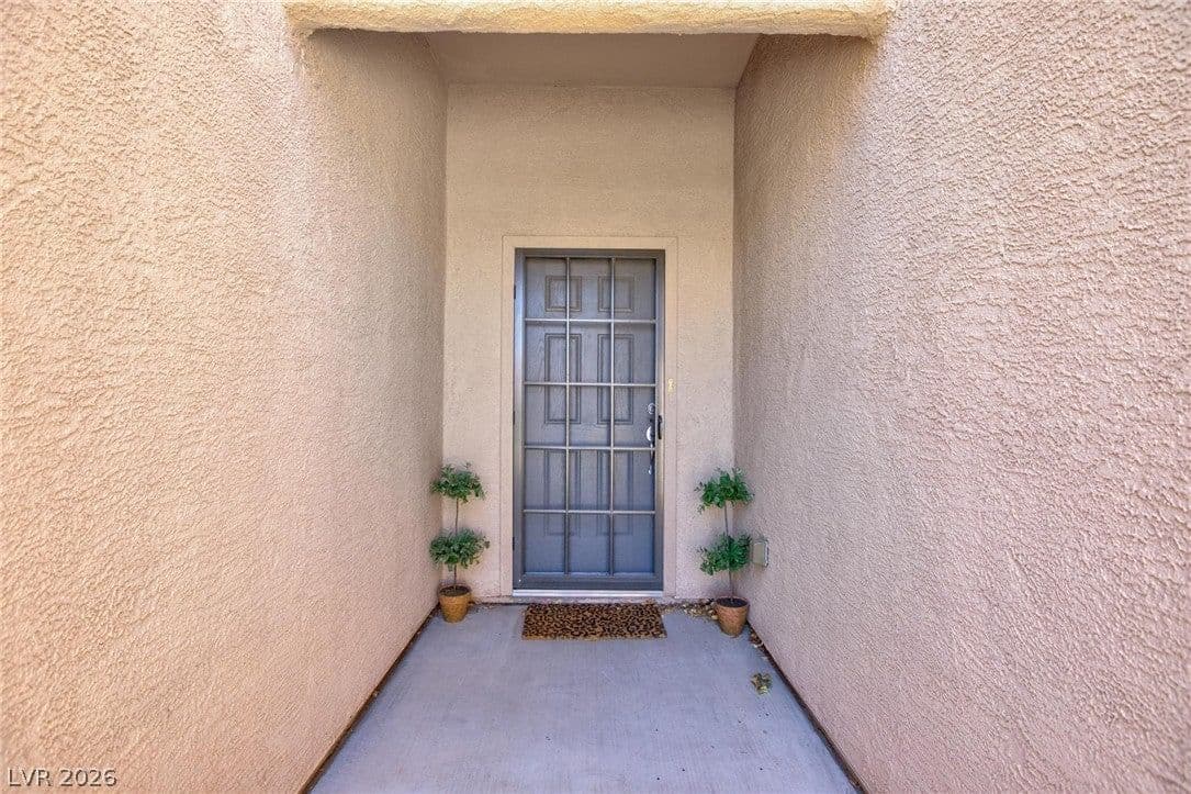 2568 Solera Sky Drive photo 4