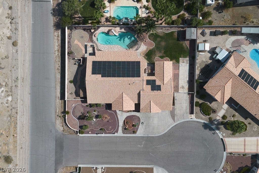 4465 Campbell Road photo 2