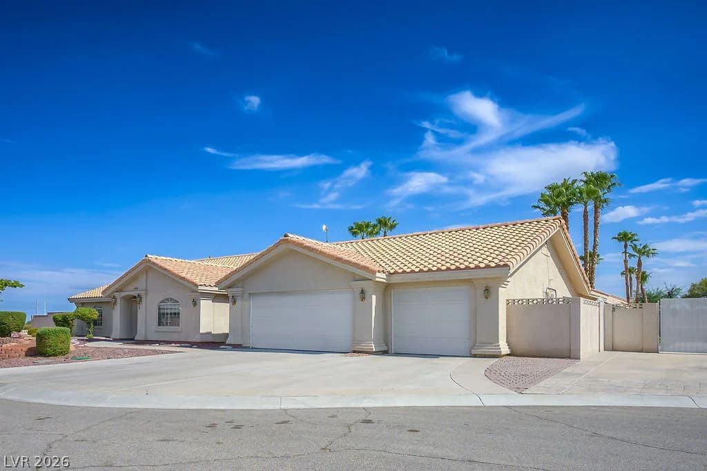 4465 Campbell Road photo 3
