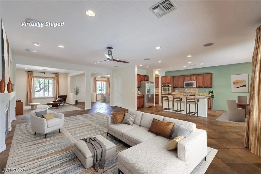 2364 Baldwinville Court photo 4